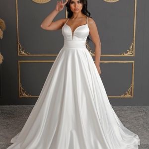 Stunning wedding dress
